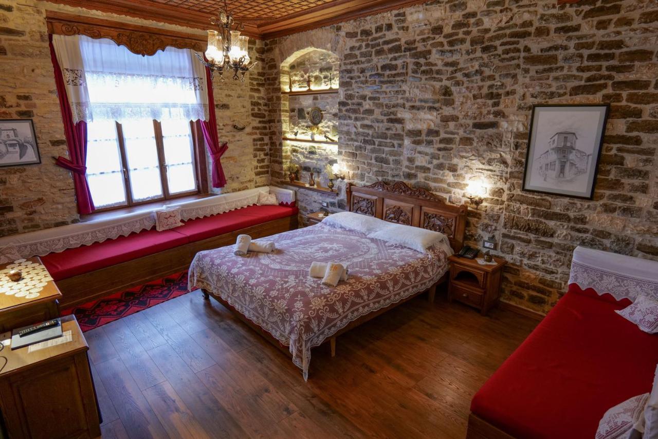 Hotel Bineri ジロカストラ エクステリア 写真